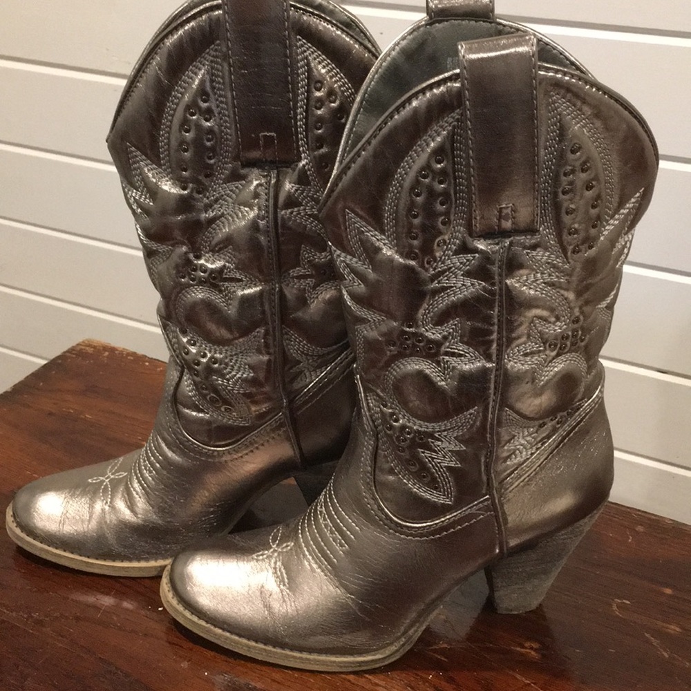 Very Volatile Boots
